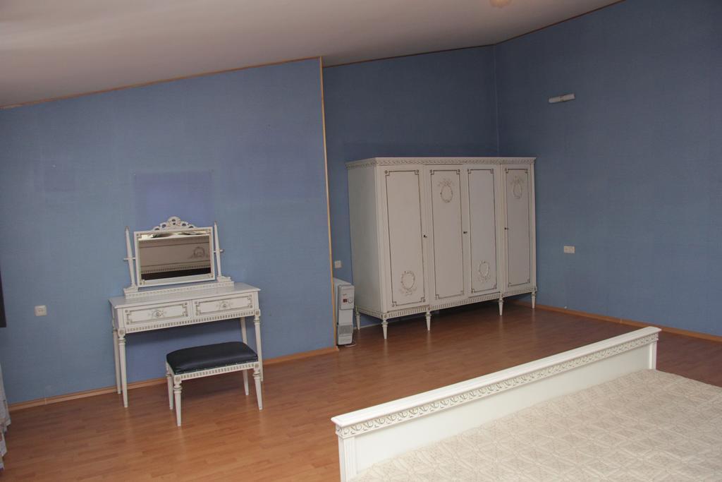 Rafael Hostel Ереван Экстерьер фото