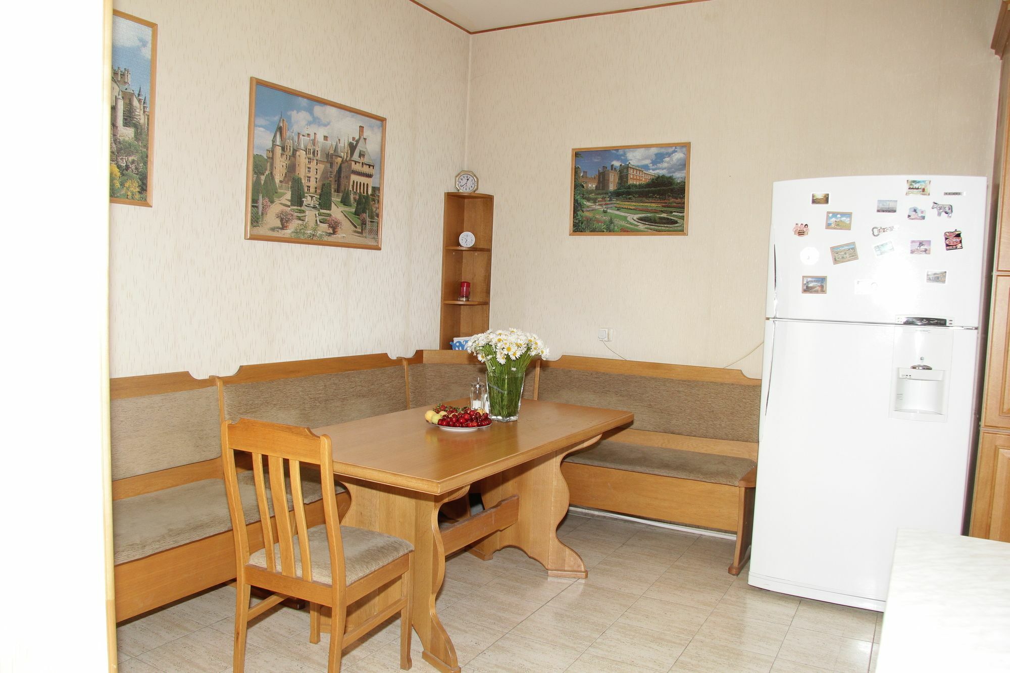 Rafael Hostel Ереван Экстерьер фото